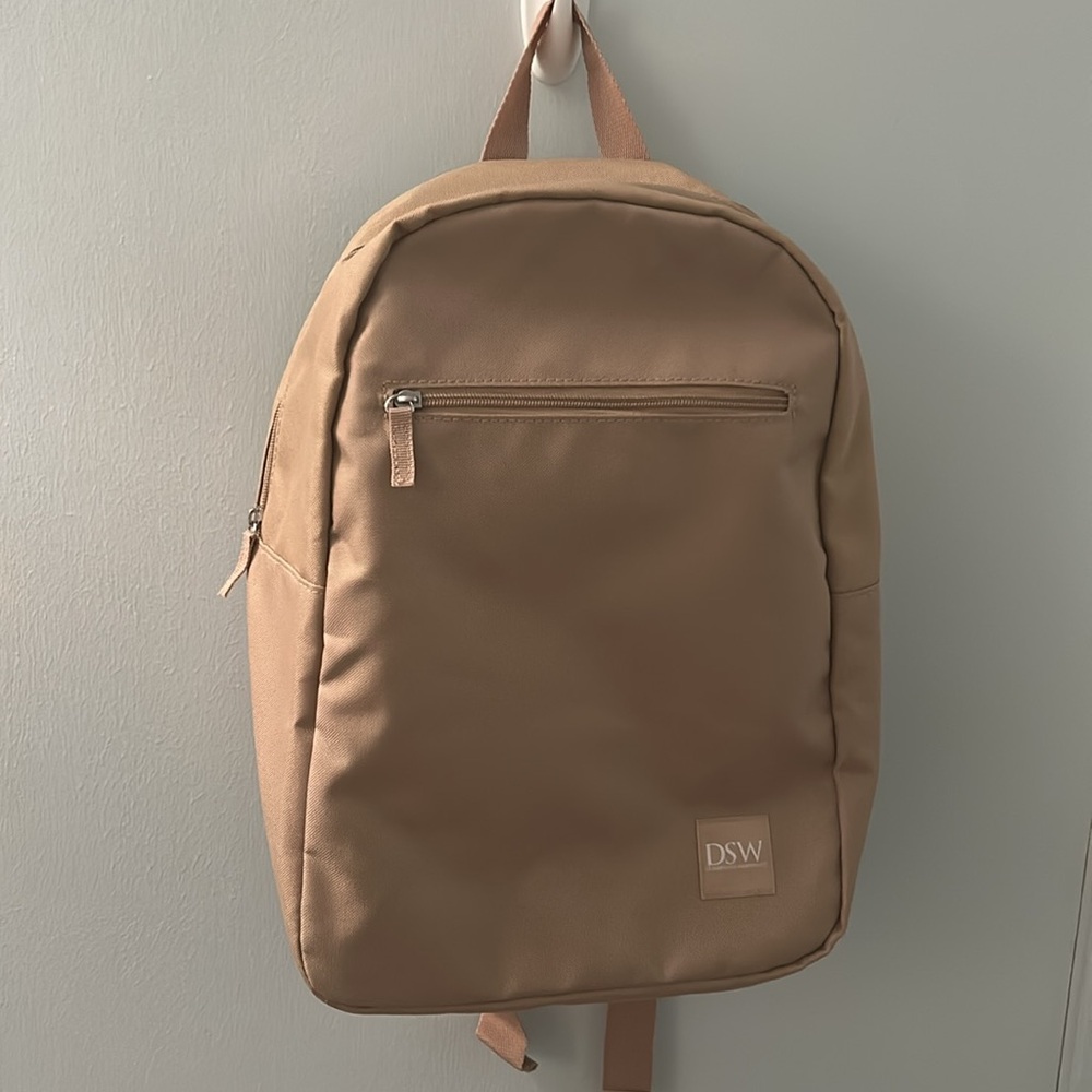 DSW Backpack - Picture 15 of 15